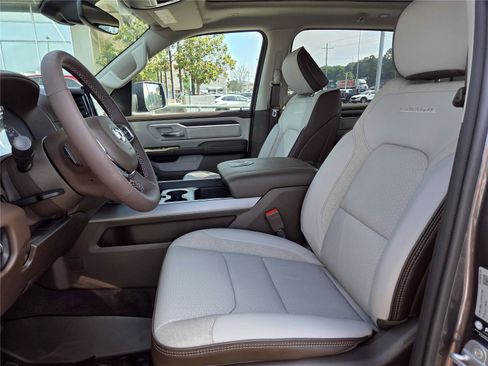 New 2026 RAM 1500 Laramie w/ Laramie Southwest Edition AWD/4WD image 16