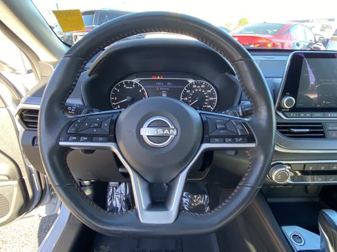 Used 2023 Nissan Altima 2.5 SR image 26