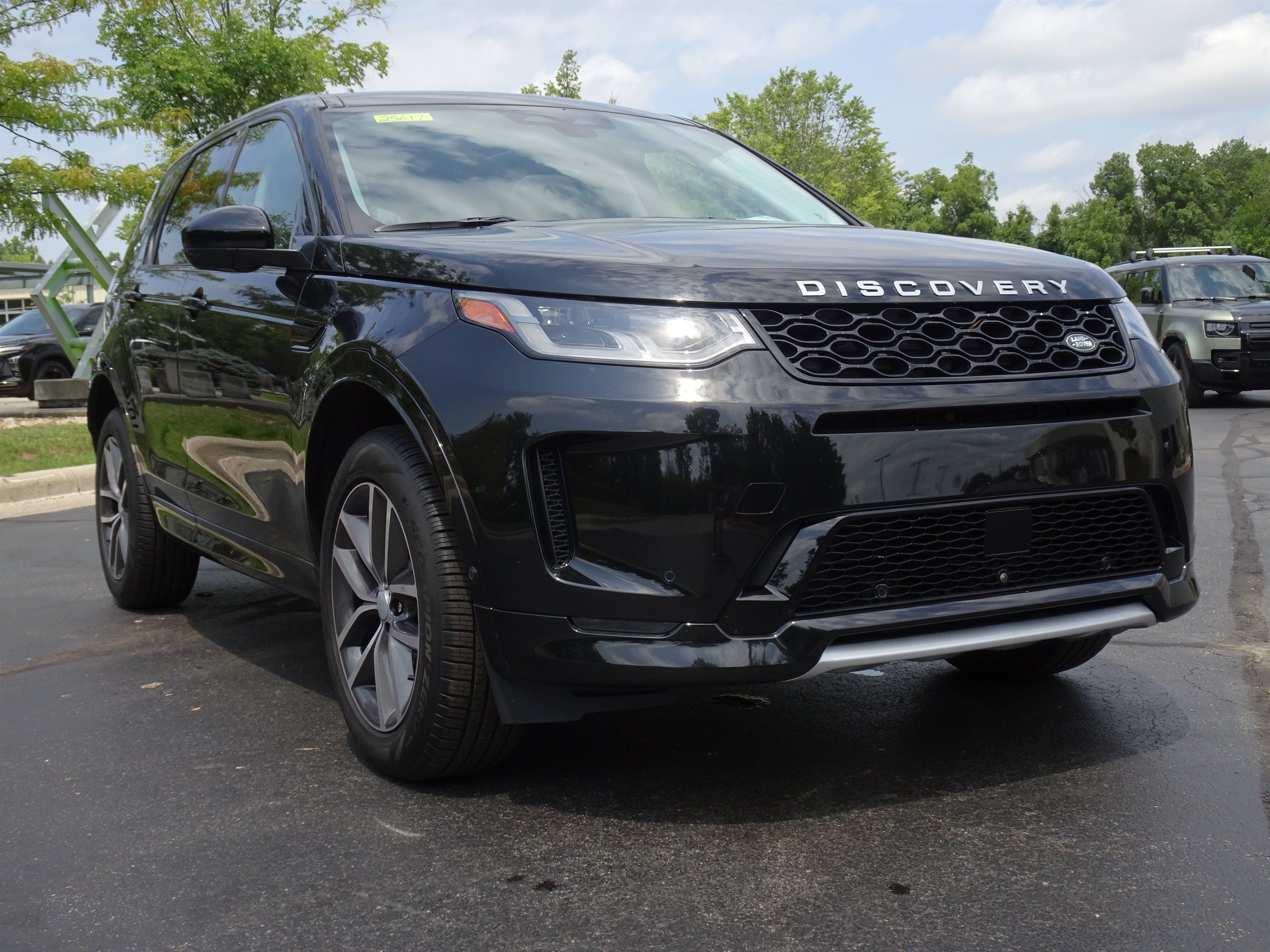 Certified 2025 Land Rover Discovery Sport S AWD/4WD image 12