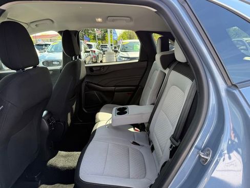 Certified 2024 Ford Escape Active AWD/4WD image 9