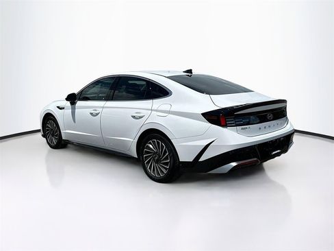 New 2025 Hyundai Sonata SEL image 4