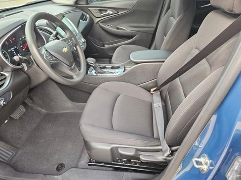 Used 2024 Chevrolet Malibu LS FWD image 14
