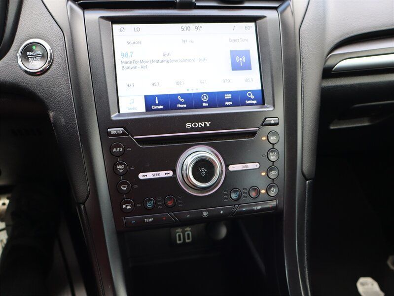 Used 2020 Ford Fusion Titanium AWD/4WD image 22
