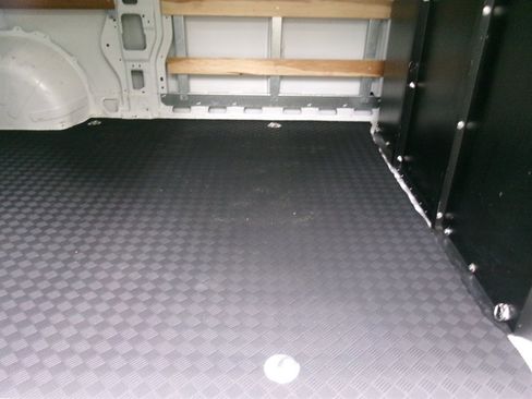 Used 2025 RAM ProMaster 2500 w/ U-Haul Equipment Group FWD image 32
