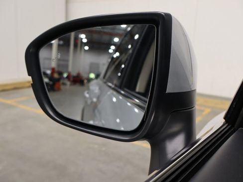 Used 2024 Nissan Pathfinder SV image 41