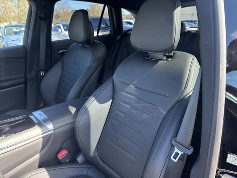New 2026 Mercedes-Benz GLC 300 image 9