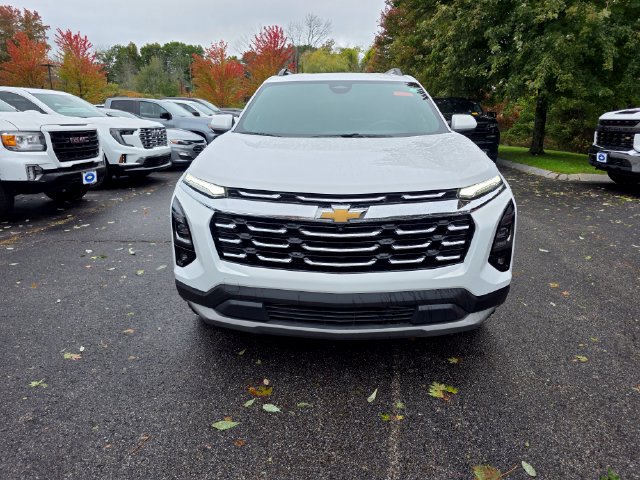 Used 2025 Chevrolet Equinox LT w/ Convenience Package II AWD/4WD image 6