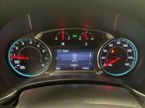 Used 2023 Chevrolet Equinox LT image 18