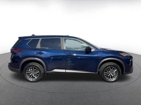Used 2026 Nissan Rogue SV FWD image 16