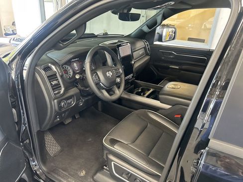 Used 2025 RAM 1500 Laramie w/ Sport Appearance Package AWD/4WD image 3