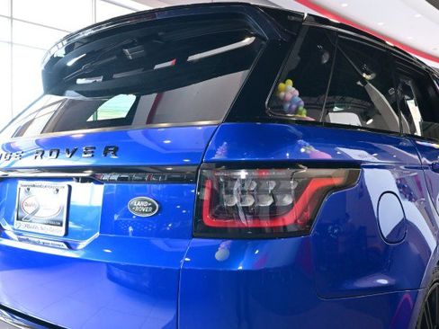 Used 2020 Land Rover Range Rover Sport HSE Dynamic AWD/4WD image 12