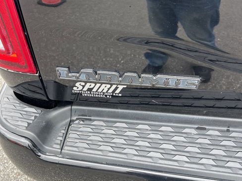 Used 2025 RAM 3500 Laramie AWD/4WD image 14