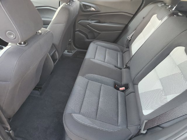 Used 2026 Chevrolet Trax LS FWD image 23