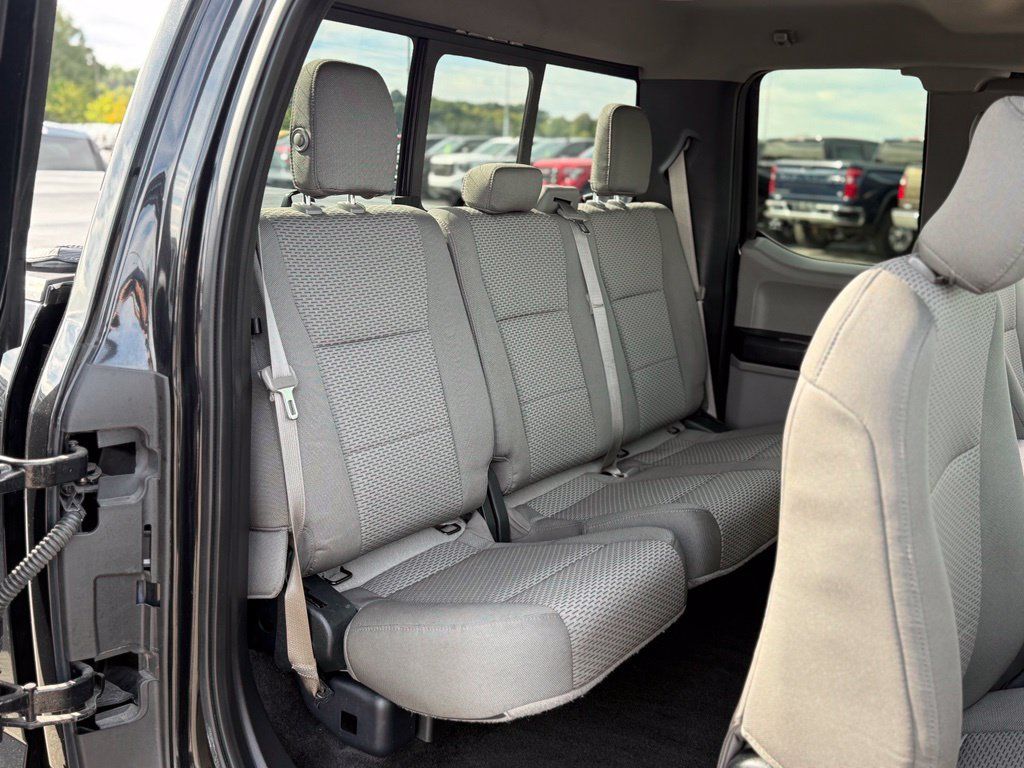 Used 2015 Ford F150 XLT w/ Equipment Group 302A Luxury AWD/4WD image 15