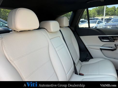 Certified 2024 Mercedes-Benz GLC 300 4MATIC image 28