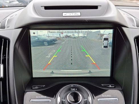 Used 2017 Ford Escape Titanium image 17