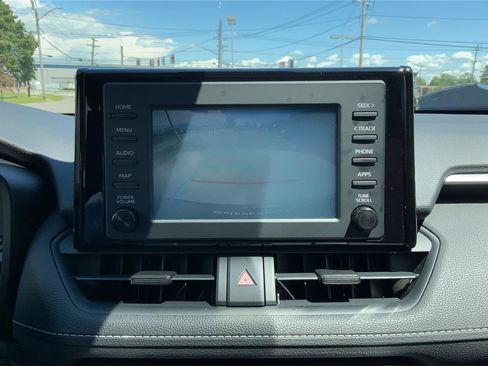 Used 2019 Toyota RAV4 XLE AWD/4WD image 31