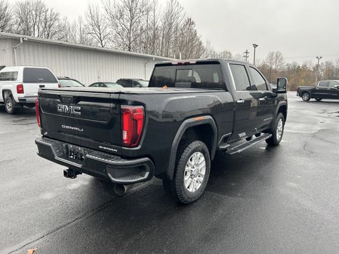 Used 2022 GMC Sierra 2500 Denali image 3