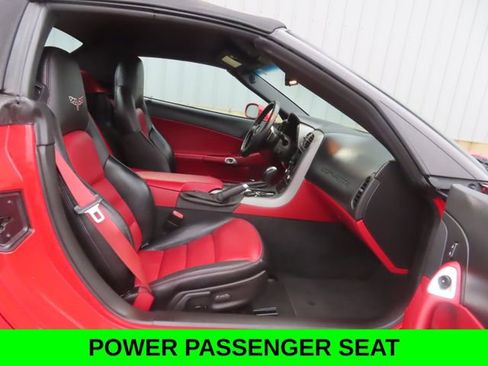 Used 2007 Chevrolet Corvette Convertible w/ Preferred Equipment Group image 19