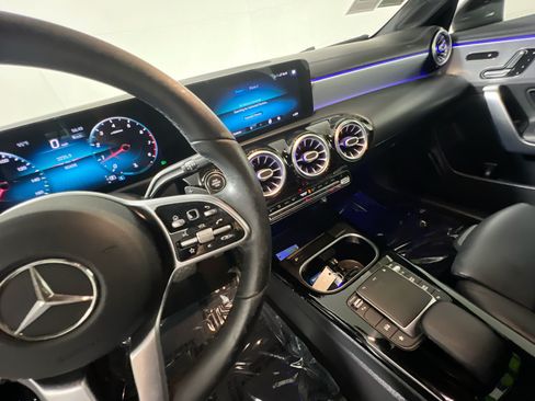 Used 2021 Mercedes-Benz CLA 250 image 25