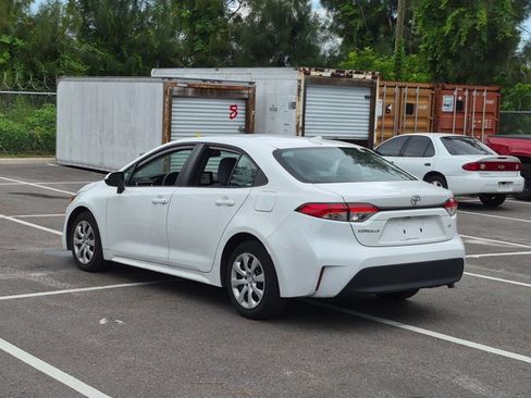 Used 2024 Toyota Corolla LE FWD image 6