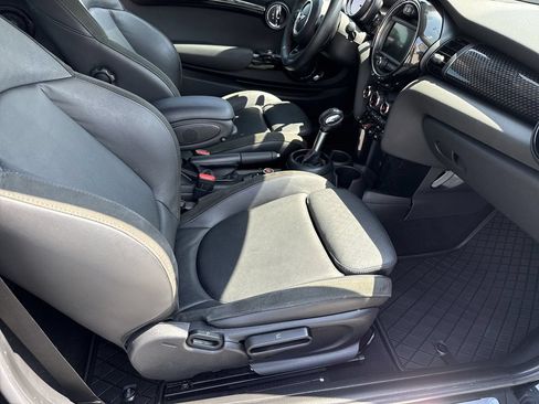 Used 2019 MINI Cooper S FWD image 13