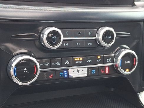 Used 2023 Ford F150 Limited AWD/4WD image 16