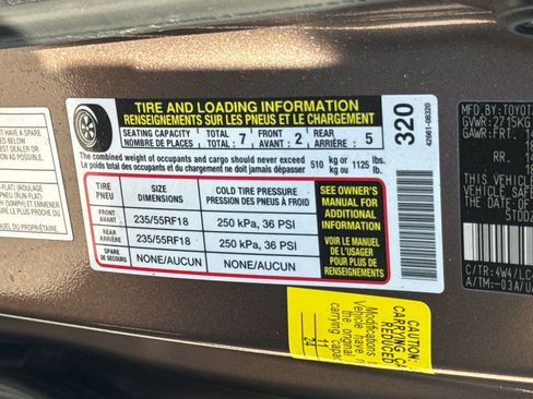 Used 2020 Toyota Sienna XLE w/ XLE Navigation Package AWD/4WD image 52