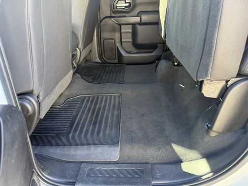 Used 2023 Chevrolet Silverado 2500 Custom image 22