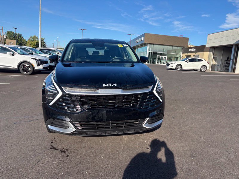 Certified 2024 Kia Sportage EX FWD image 2