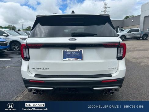 Used 2025 Ford Explorer Platinum w/ Ultimate Package AWD/4WD image 6
