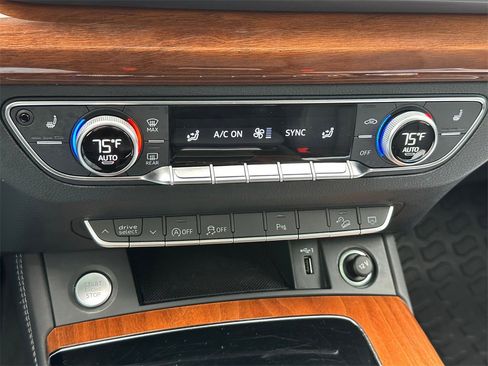 Used 2022 Audi Q5 2.0T Premium Plus image 29