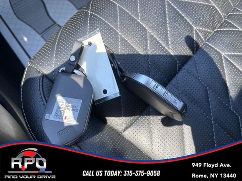 Used 2024 Kia Telluride EX X-Line AWD/4WD image 28
