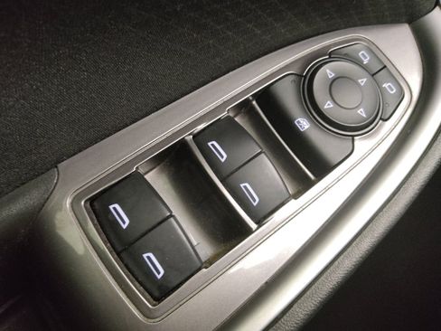 Used 2022 Chevrolet Malibu LS w/ Driver Confidence Package II image 27