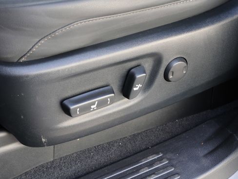 Certified 2023 Lexus GX 460 Premium image 33