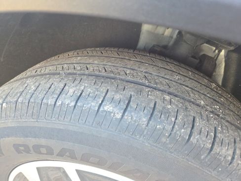 Used 2023 Hyundai Santa Fe Blue image 16