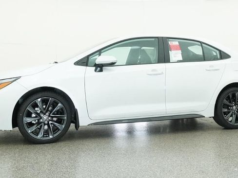 New 2026 Toyota Corolla SE FWD image 36