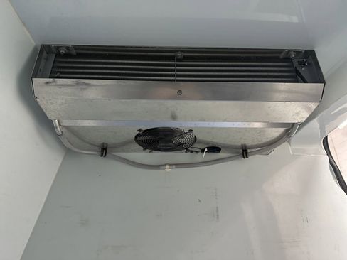 Used 2019 Freightliner Sprinter 144 image 29