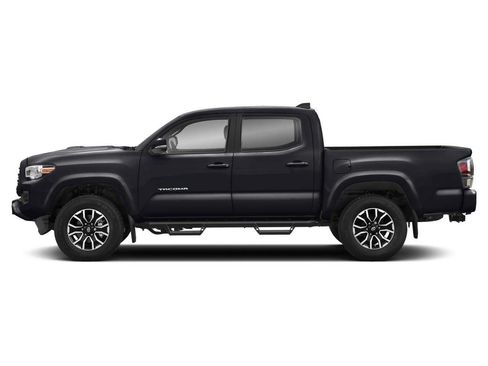 Used 2020 Toyota Tacoma TRD Sport w/ Technology Package RWD image 3