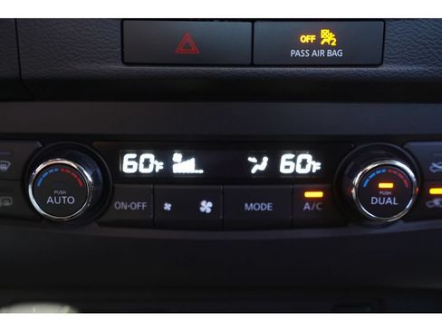 Used 2023 Nissan Frontier PRO-4X w/ Pro Convenience Package AWD/4WD image 20