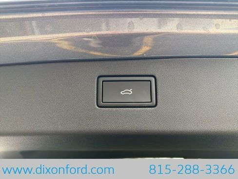 New 2026 Volkswagen Tiguan SE image 26