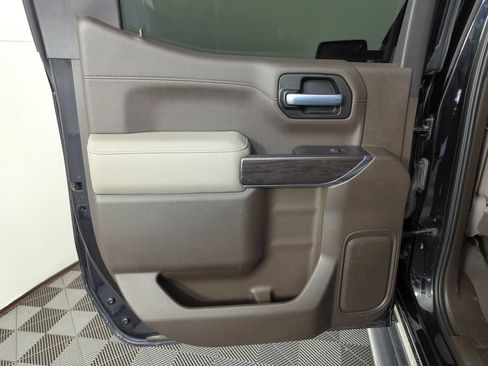Used 2019 Chevrolet Silverado 1500 LTZ w/ LTZ Premium Package AWD/4WD image 29