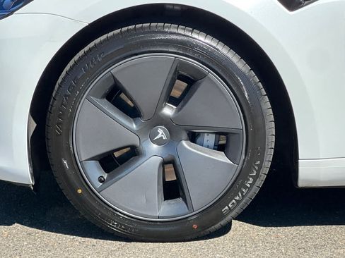 Used 2023 Tesla Model 3 Standard Range RWD image 27