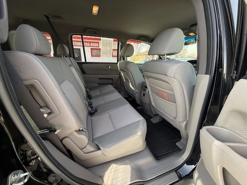 Used 2011 Honda Pilot EX image 16