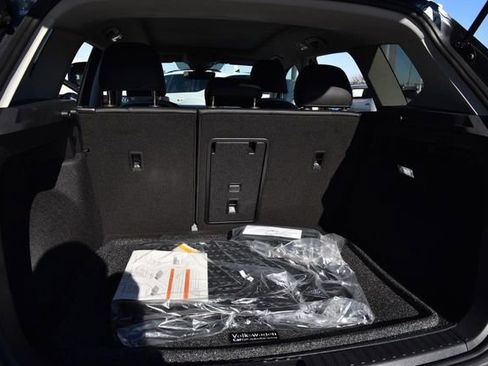 New 2025 Volkswagen Taos SE image 25