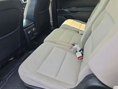 Used 2020 Ford Explorer 2WD image 5