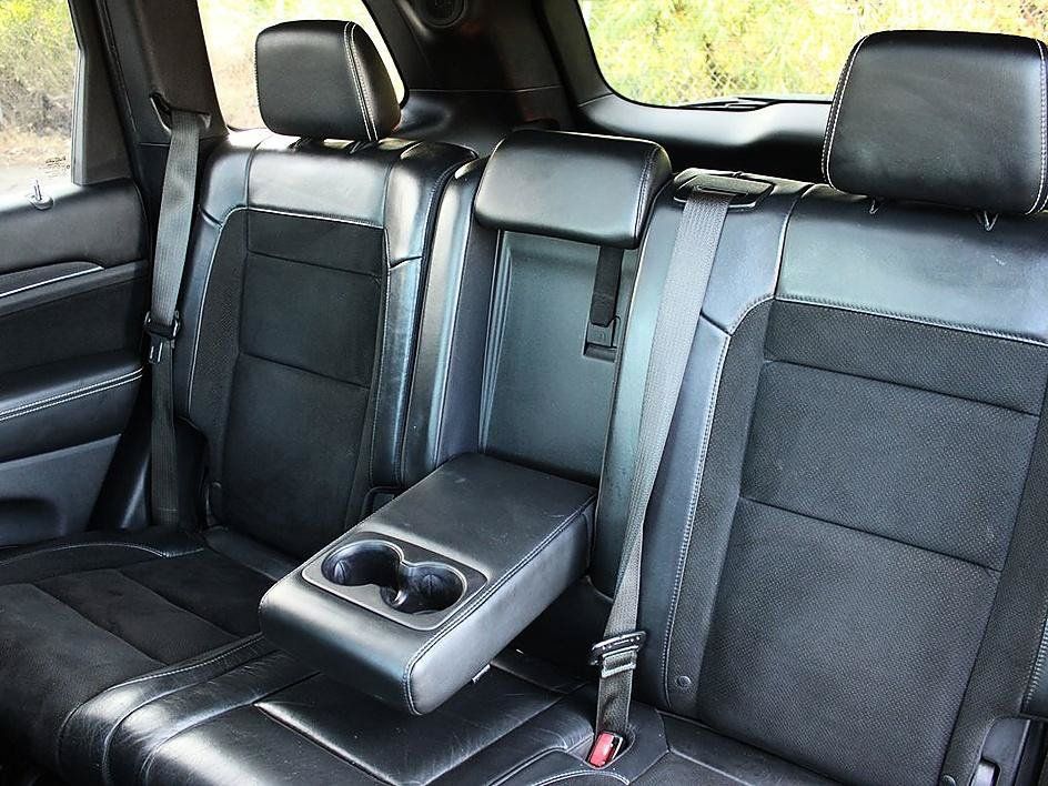 Used 2016 Jeep Grand Cherokee SRT AWD/4WD image 18