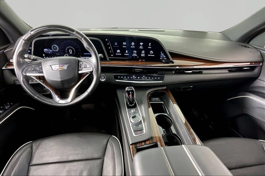 Certified 2023 Cadillac Escalade Premium Luxury AWD/4WD image 7