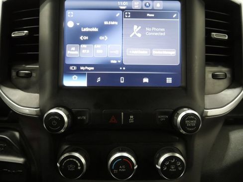 Used 2022 RAM 2500 Big Horn AWD/4WD image 19