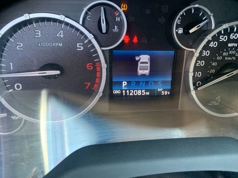 Used 2016 Toyota Tundra SR5 image 5